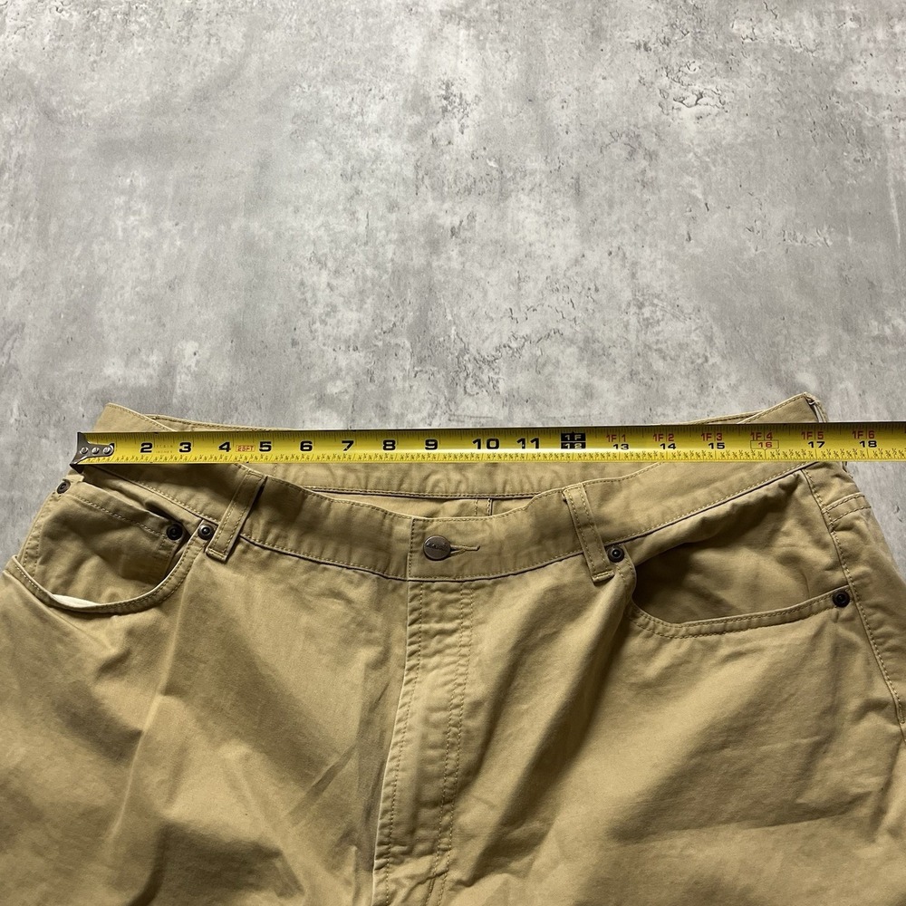 L.L.Bean Straight Fit Jeans Classic Casual Pants Beige Size 40x29 - Picture 5 of 10